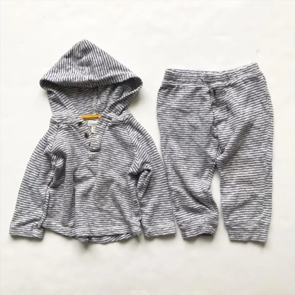 Gymboree stripe Henley hooded sweatshirt EUC 12-18m / jogger EUC 18-24m set